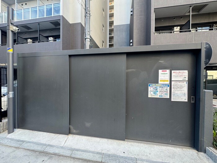 建物設備 シロハイヌ尼崎中央