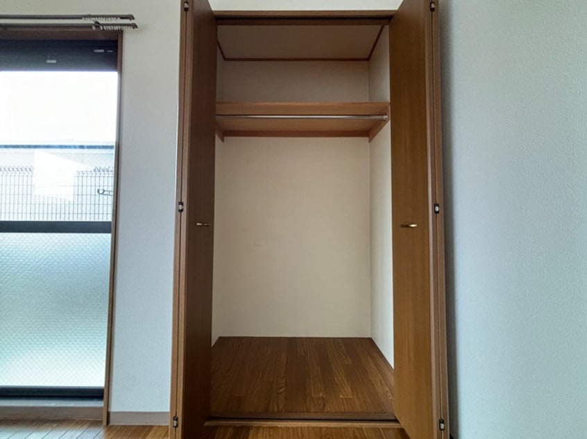 収納 エリーフラッツ上桂