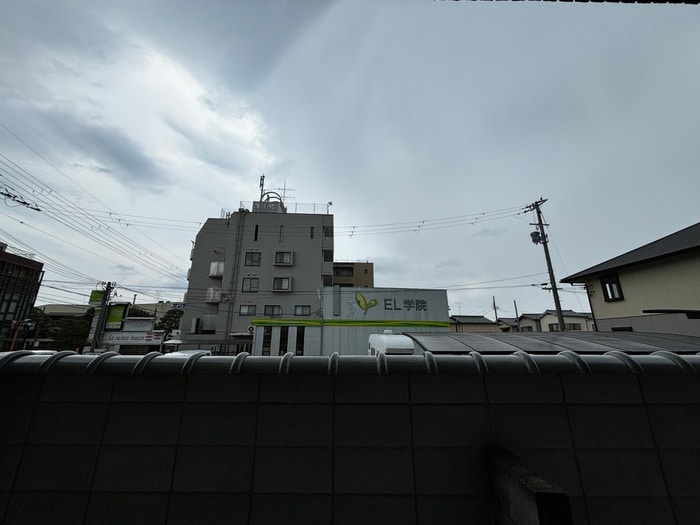 室内からの展望 エリーフラッツ上桂