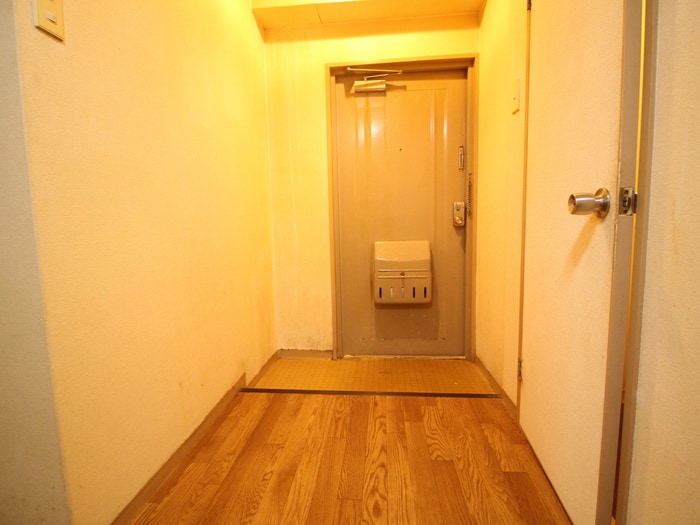 玄関 ハイム灘北