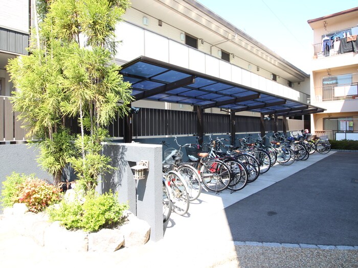 駐輪場 カスカードリヴィエール