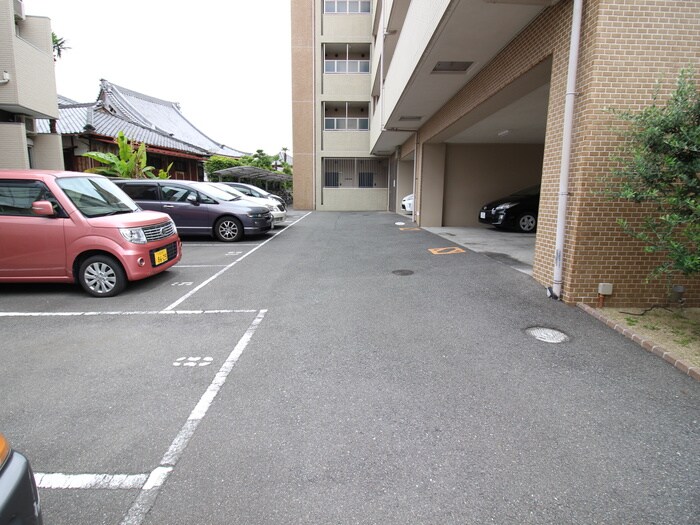 駐車場 センタ－ポイント吉志部