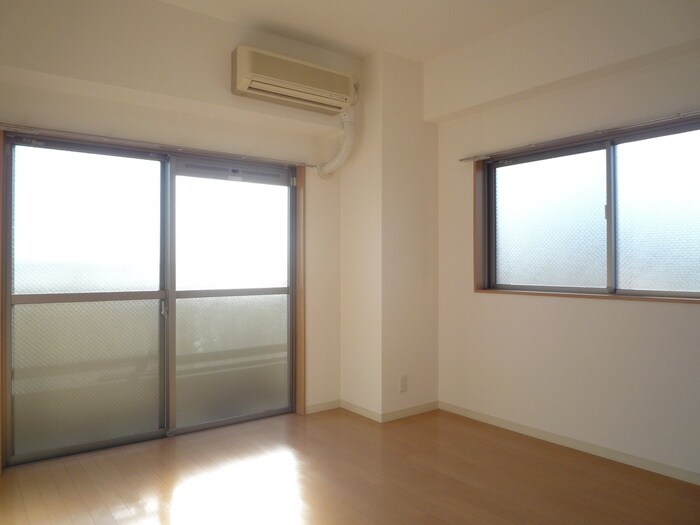 室内からの展望 センタ－ポイント吉志部