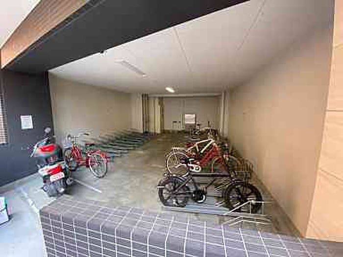 駐輪場 ミラージュパレス難波ｳｴｽﾄ(803)