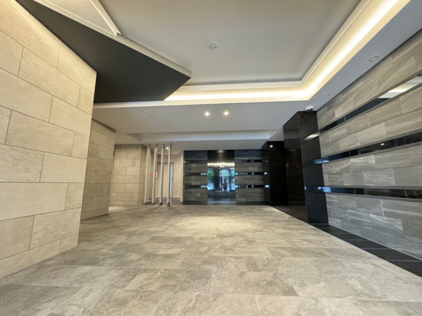 エントランス部分 アドバンス神戸パーチェ