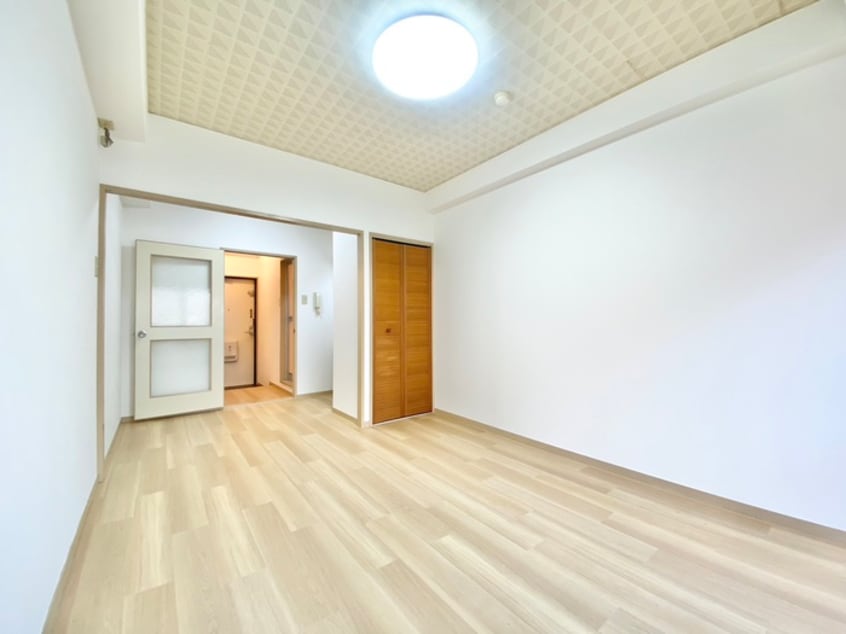 居室 三国ＤＥＮＯビル