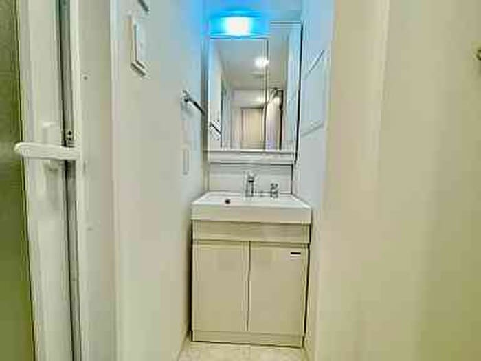 洗面 セレーノ南森町