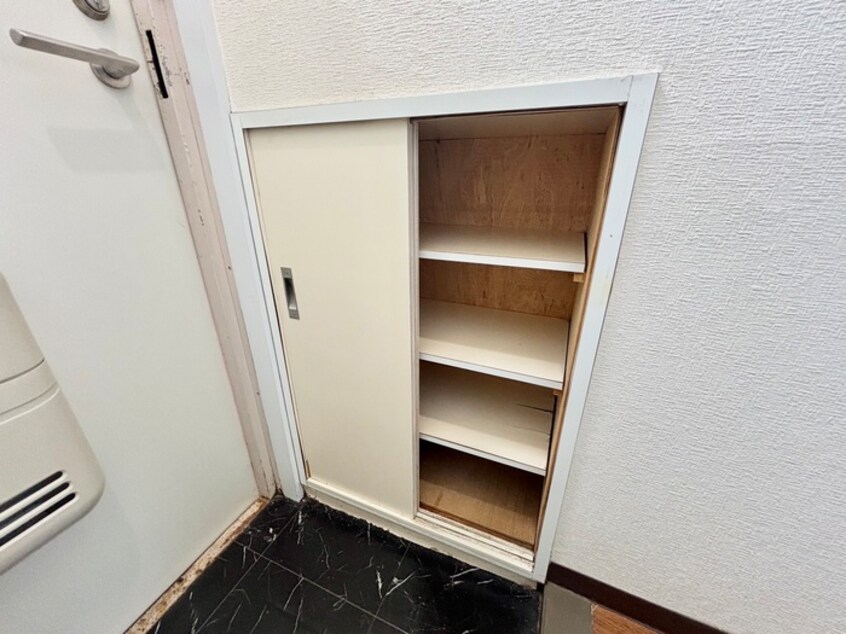 靴箱 イスズハイツベル芦屋(103)