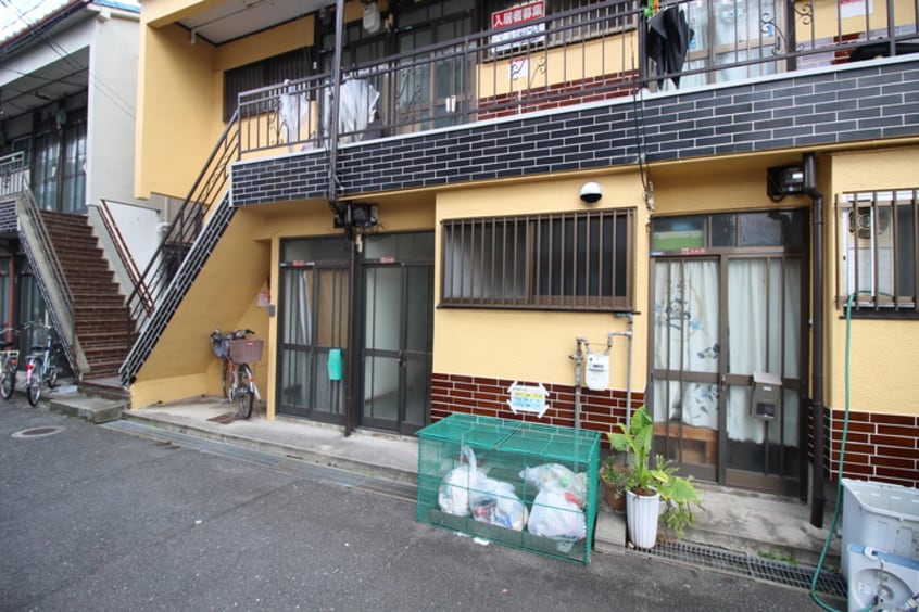 エントランス部分 堀建第四アパート