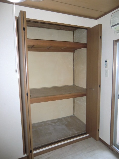 収納 堀建第四アパート