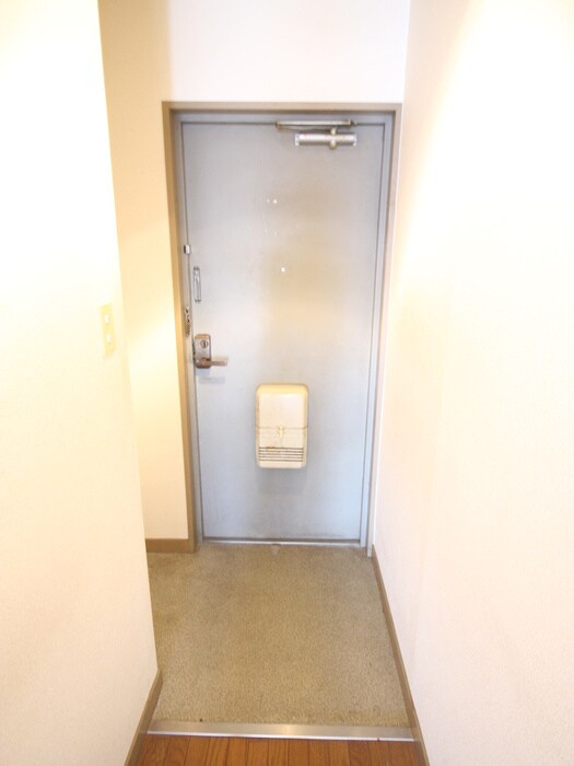 玄関 エムズ岸里