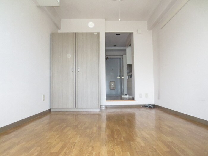 居室 ｽﾁｭｰﾃﾞﾝﾄﾊﾟﾚｽ茨木