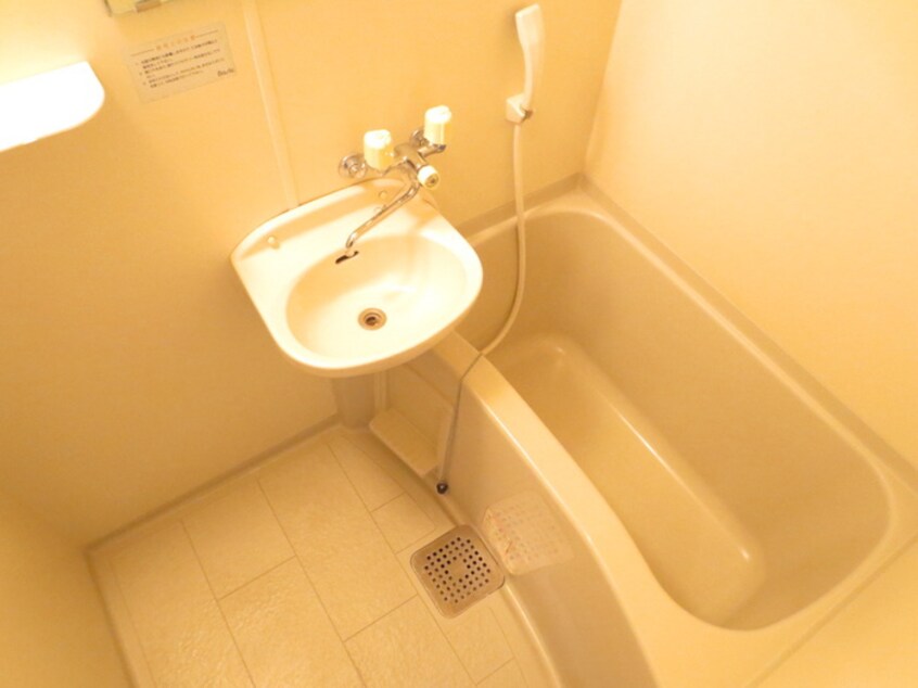 バス／シャワールーム等 ｽﾁｭｰﾃﾞﾝﾄﾊﾟﾚｽ茨木