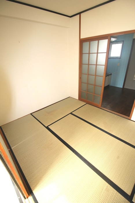 居室 大日パレス