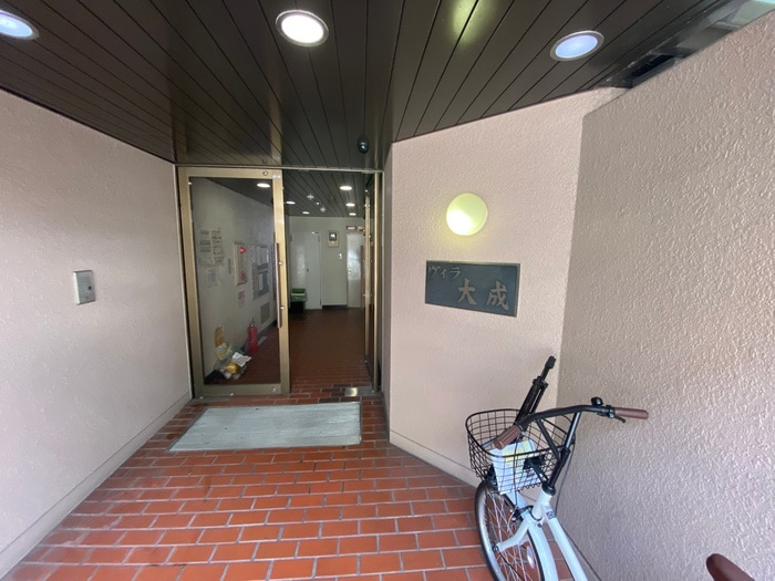 エントランス部分 ヴィラ大成