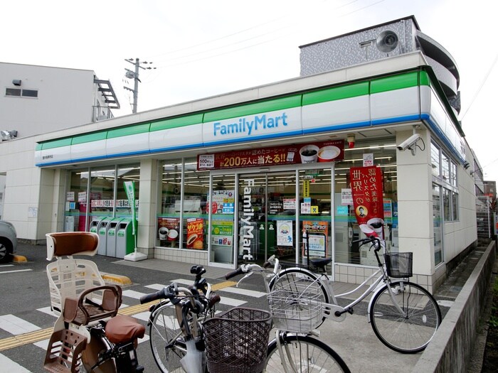 ファミリーマート 豊中長興寺店(コンビニ)まで130m ヴィラしんべえ２番館