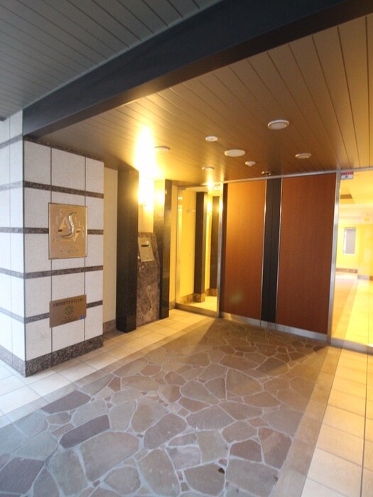 エントランス部分 アスヴェル梅田WEST(705)