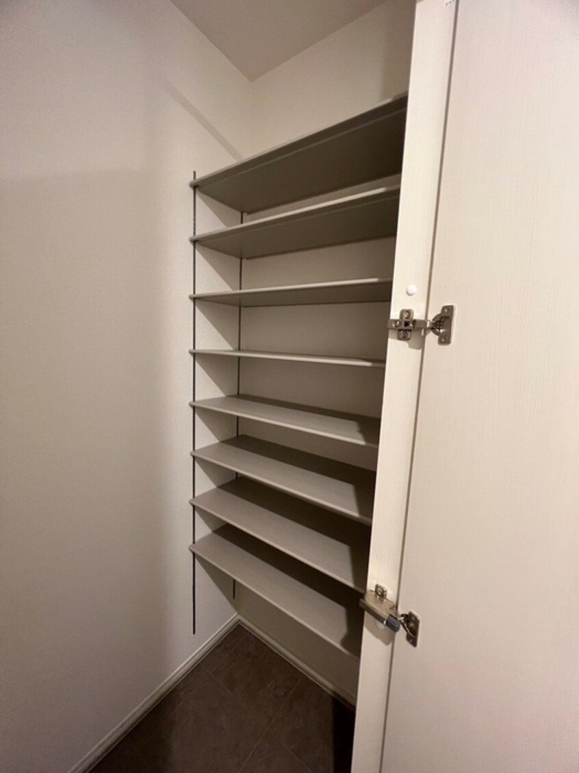 靴箱 Maison de Espoir永田