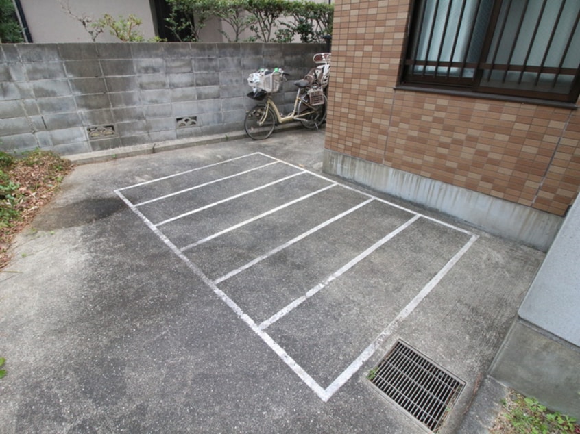 駐輪場 スリージェ壱番館
