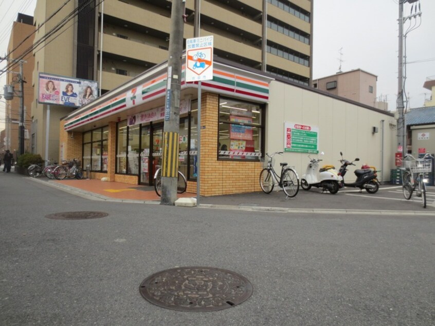 セブンイレブン(コンビニ)まで500m ミストラル川園