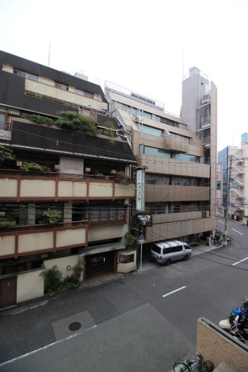 室内からの展望 Ｓ・Ｅファ－スト