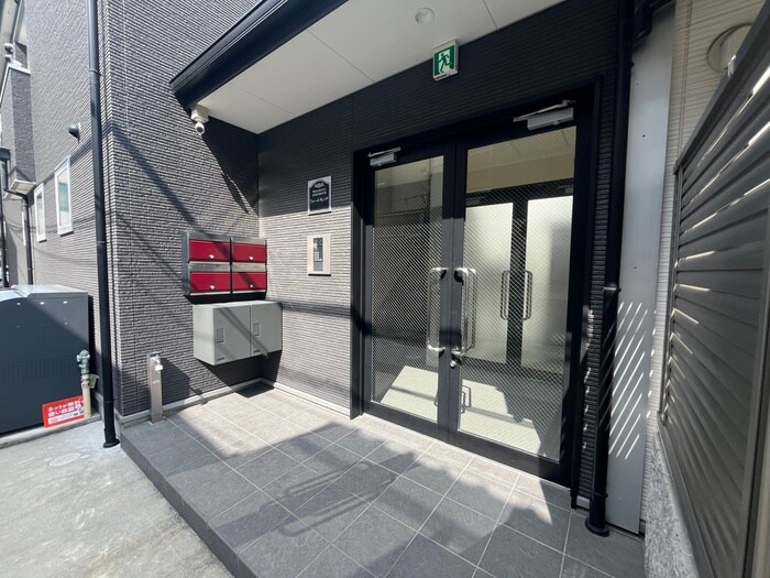 エントランス部分 ウィ－ルモンテ