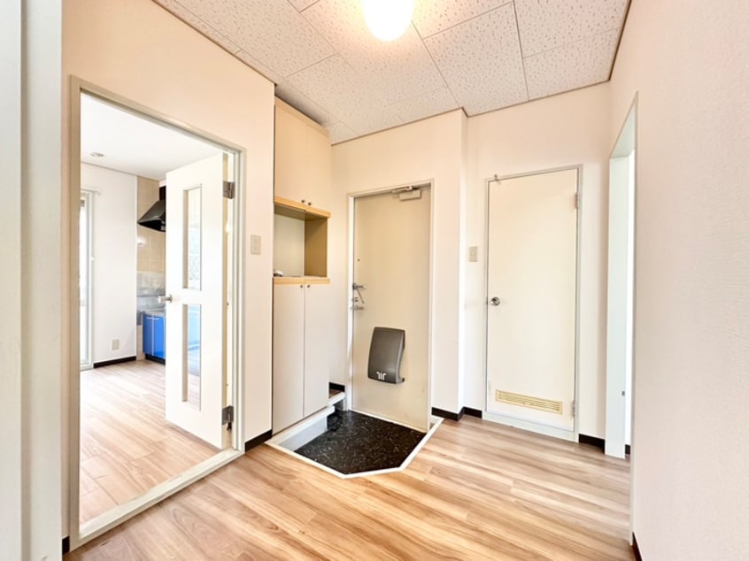 玄関 ラフォ－レ深井