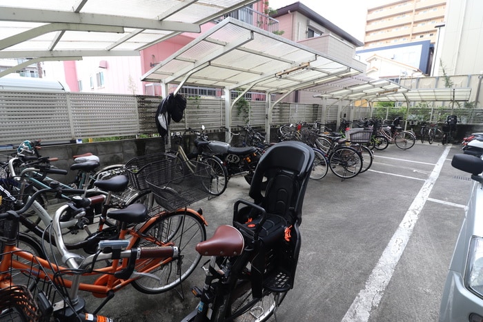 駐輪場 ドミール瀬田