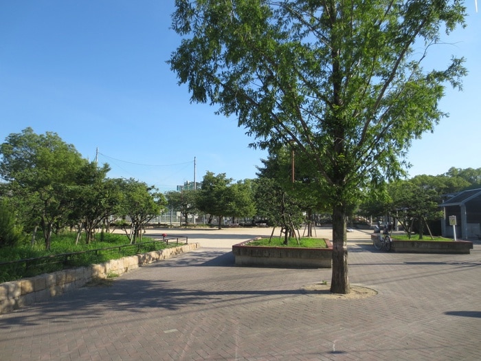 川井公園(公園)まで90m ハイツ北町