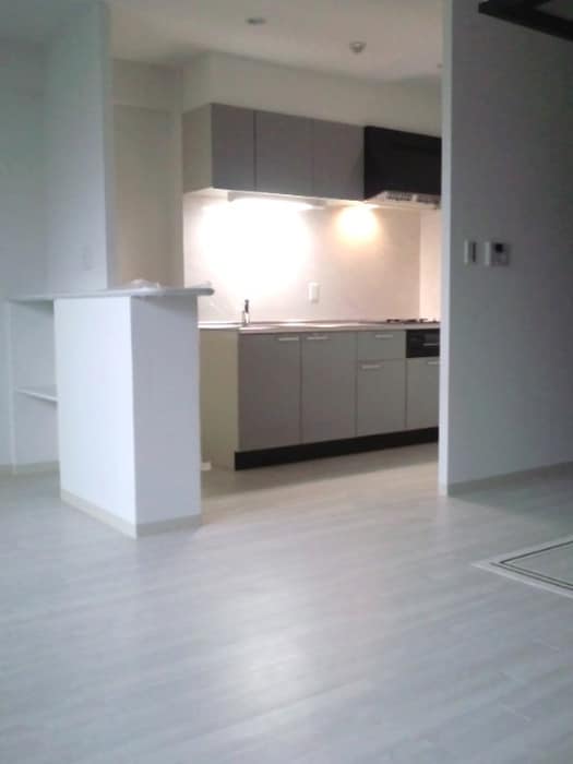 居室 パレスマイセン