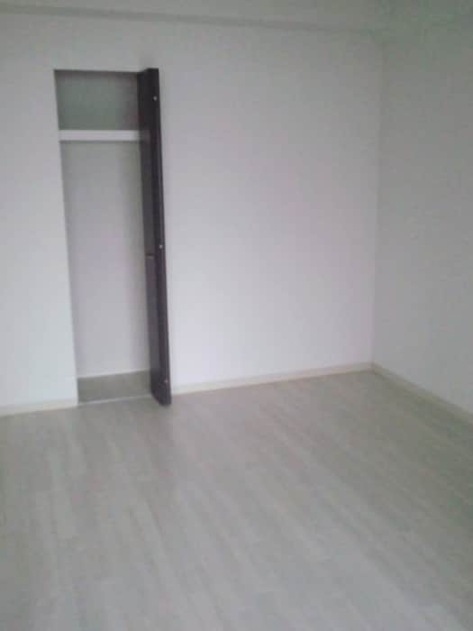 居室 パレスマイセン