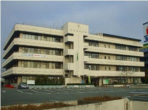 西区役所(役所)まで260m パレスマイセン