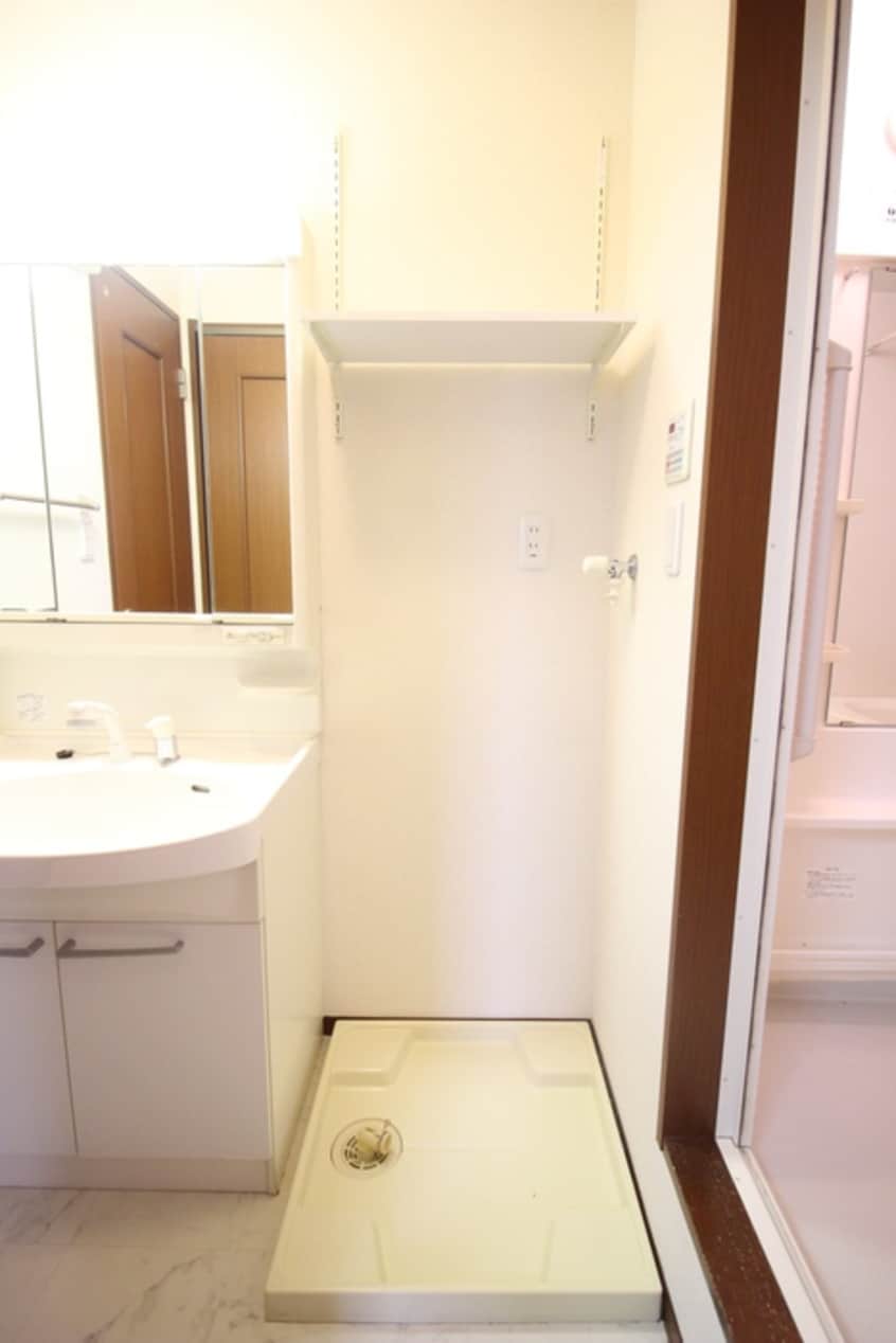 洗濯機置場 ドゥ・リュエルB