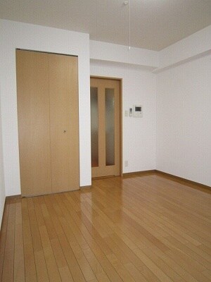 居室 パウゼ大手前