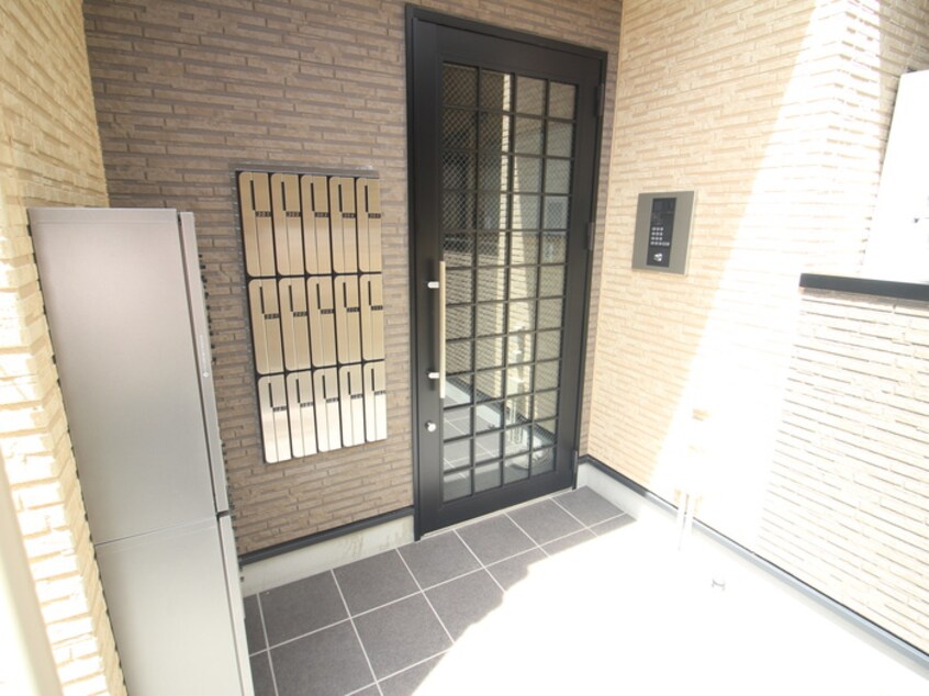 エントランス部分 H-maison塚本Ⅱ