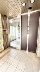 エントランス部分 アリスマナ－ガ－デン谷町