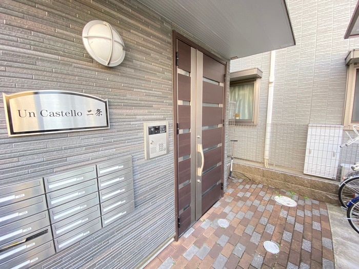 エントランス部分 アンカステッロ二条