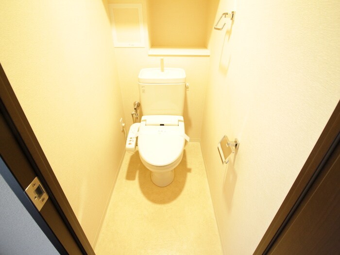 トイレ ｱﾙﾌｧｽﾃｲﾂ塩屋駅前ﾋﾙｻｲﾄﾞﾃﾗｽ(305)