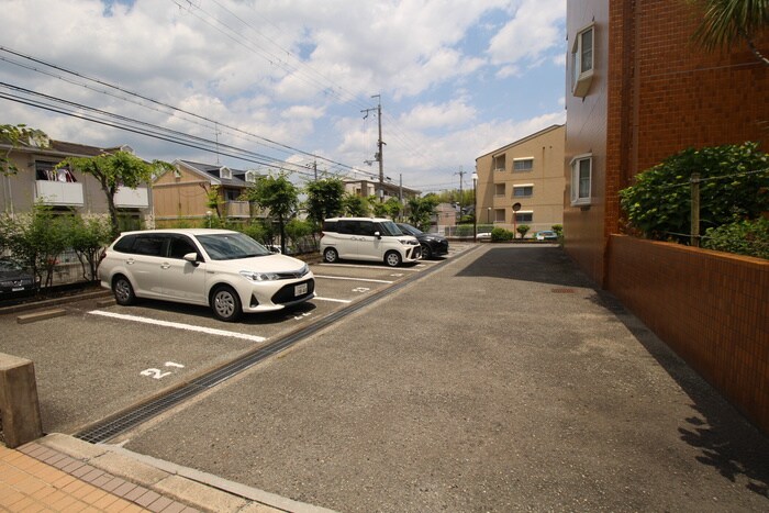 駐車場 高塚苑