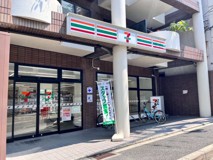 セブンイレブン東山泉涌寺店(コンビニ)まで300m Pour Toujours東福寺