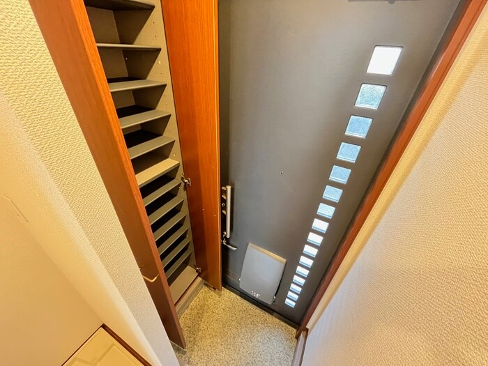 靴箱 ヴェルデ城南