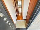 玄関 ヴェルデ城南