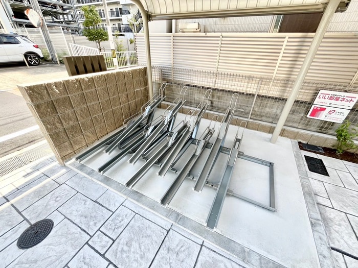 駐輪場 ヒカルサ明石硯町
