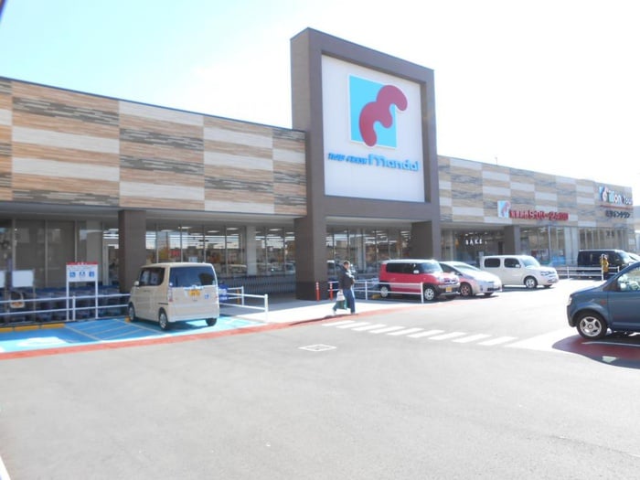 万代明石硯町店(スーパー)まで650m ヒカルサ明石硯町