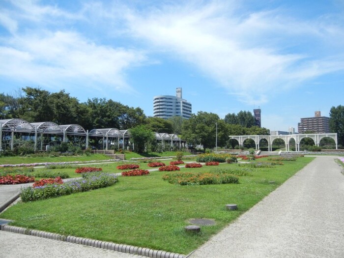 住之江公園(公園)まで300m ラ・カーサ西加賀屋