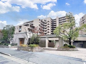 ｸﾞﾗﾝﾄﾞﾒｿﾞﾝ千里中央東丘Ⅳ番館