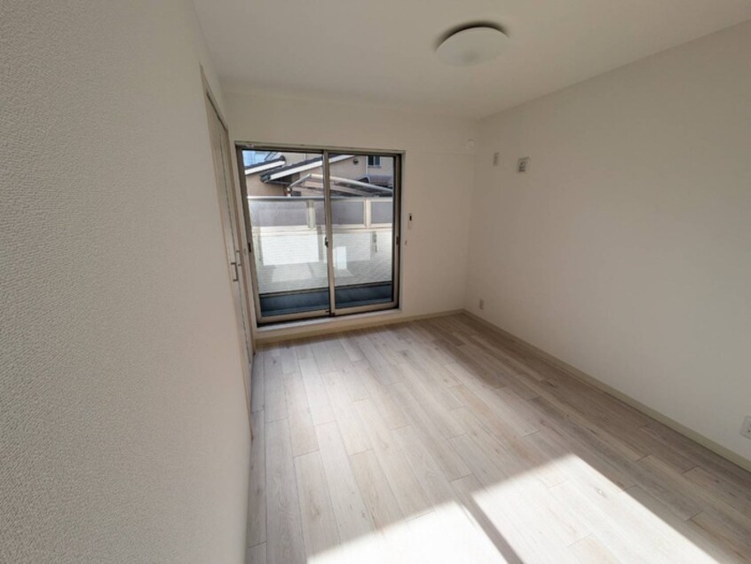 居室 クリエオーレ南新町