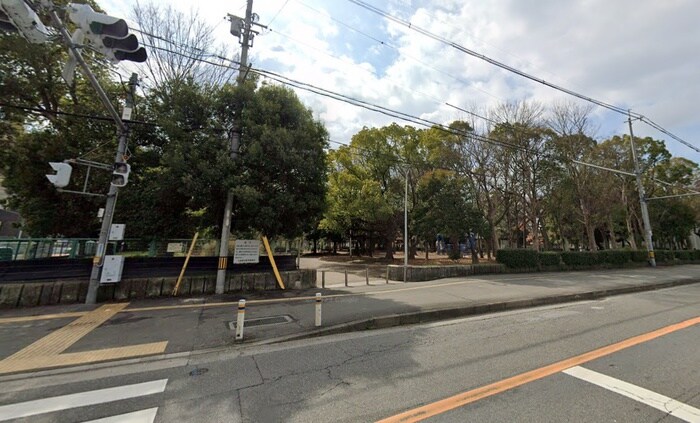 大泉緑地(公園)まで47m クリエオーレ南新町