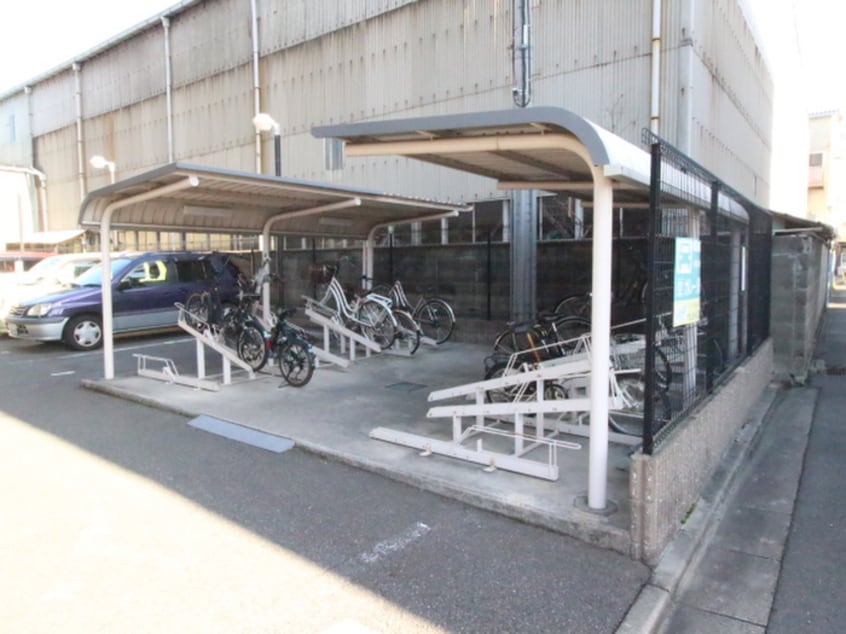 駐輪場 ＦＩＥＬＤ