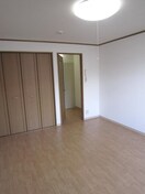 居室 フローレスハタ